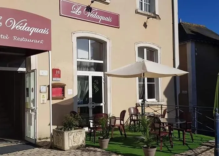 Logis Hotel Restaurant Le Vedaquais