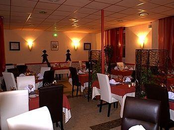 Logis Restaurant Le Vedaquais Hotel