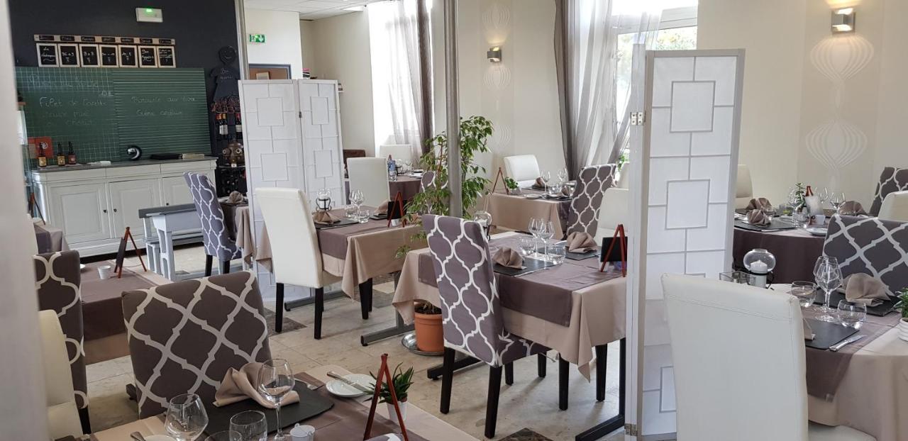 Logis Restaurant Le Vedaquais Hotel Vaas